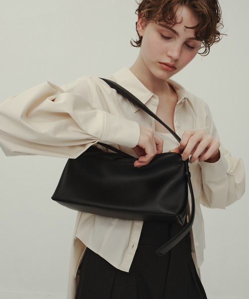 CITY TOKYO ショルダーバッグ バッグ Leather Shoulder Bag/レザー