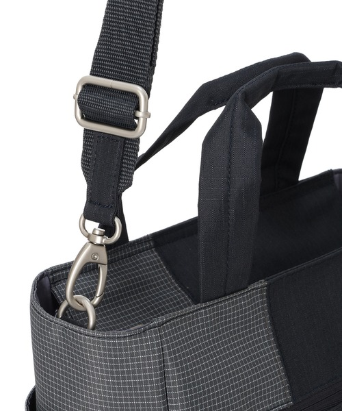 ZOY（ゾーイ） ハンドバッグ UNISEX R-PET カートバッグ : ZOZOTOWN