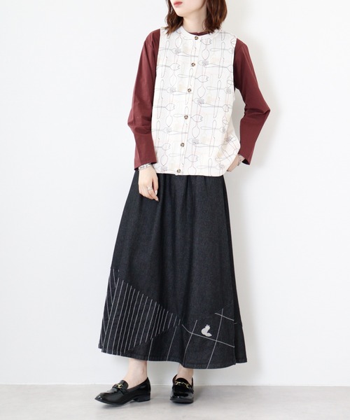 Emago ベスト ジレ EMAGO スプーンとフォーク刺繍ベスト