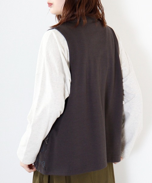 Emago ベスト ジレ EMAGO スプーンとフォーク刺繍ベスト