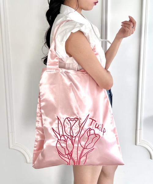 【正絹　チューリップバッグS】高級　枝垂れ桜　上代38万の未使用帯より　刺繍 SOLLON.（ソルロン） トートバッグ チューリップ刺繍サテントート