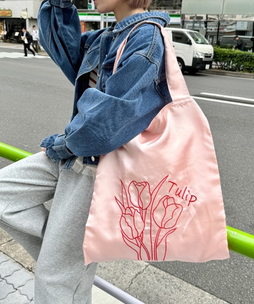 SOLLON.（ソルロン） トートバッグ チューリップ刺繍サテントート