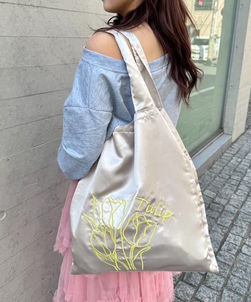 SOLLON.（ソルロン） トートバッグ チューリップ刺繍サテントート
