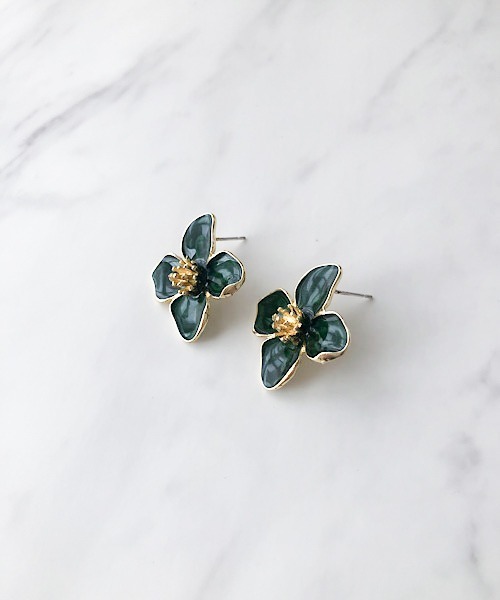 TIMELESS&THREE（タイムレスアンドスリー） ピアス ゴールドエッジ