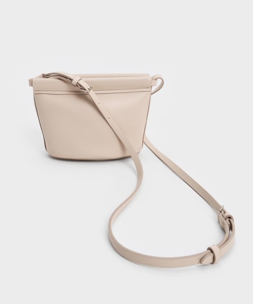 ★CHARLES&KEITH Ellis Bucket Bag/送料込 Noir Ellis Bucket Bag - CHARLES & KEITH TW