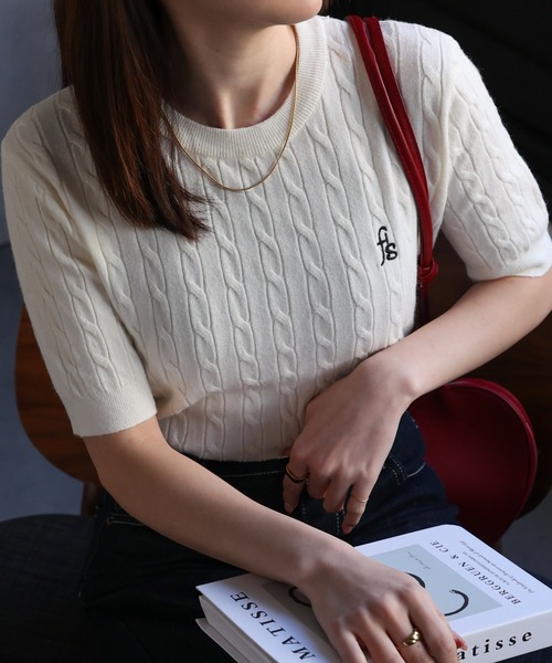 sakishimatokyo ニット セーター ワンポイント胸元刺繍 ケーブ