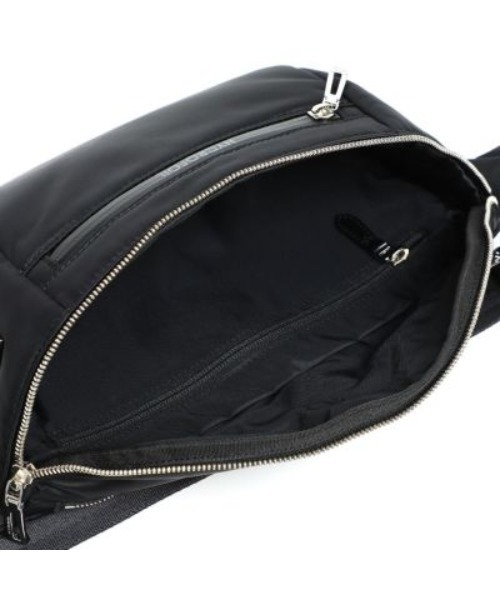 PELLE MORBIDA（ペッレ モルビダ） ショルダーバッグ Hydrofoil
