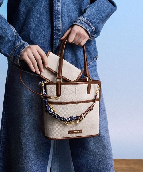 CHARLES & KEITH◆Addison ノットロープトートバッグ◆送料込 CHARLES & KEITH｜Addison アディソン ノットロープトートバッグ