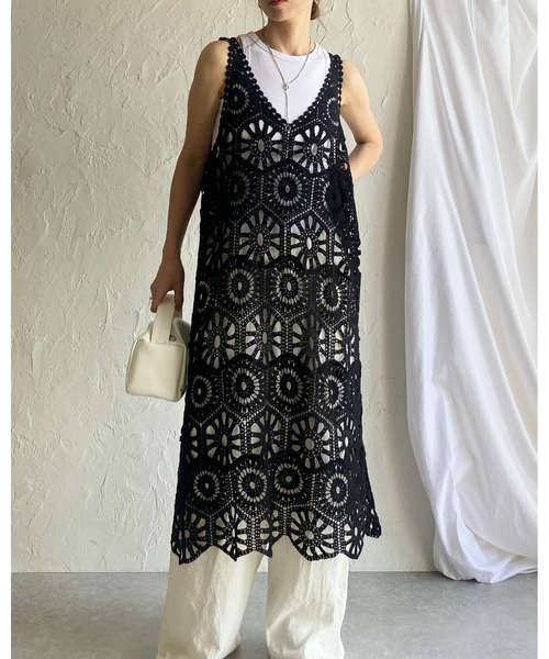 【新品同様】ヴァレンティノ Aライン ワンピース ブラック ストレッチ　かぎ編み 新品同様】ヴァレンティノ Aライン ワンピース ブラック ストレッチ