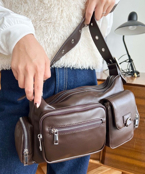 moment+ ハンドバッグ ベルトショルダーマルチポケットハンドバッグ