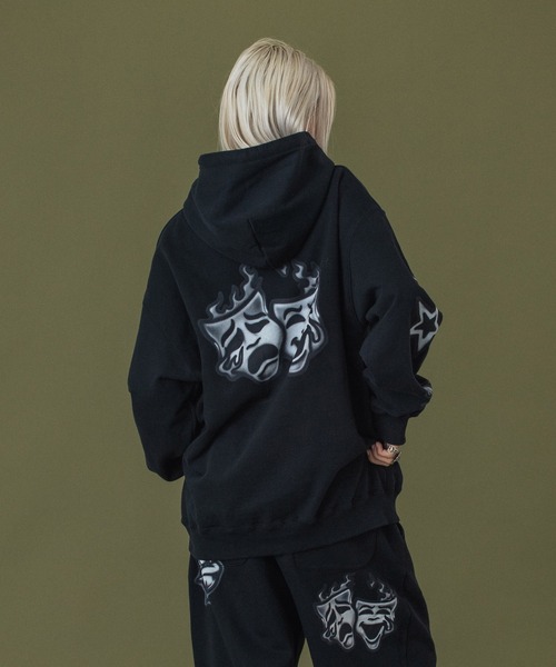XLARGE（エクストラ ラージ） パーカー AIRBRUSH PULLOVER HOODED