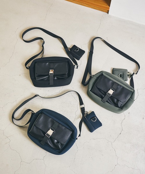 LAKOLE（ラコレ） ショルダーバッグ ネオプレンバックルミニショルダー
