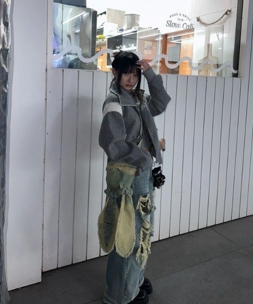 ViViDAY tシャツ 十字架デザインラインストーンハイネックカットソー