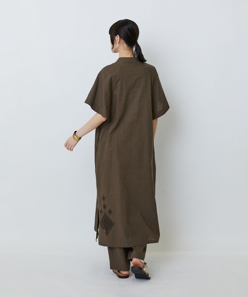 LOISIR ワンピース 半袖 コットンリネンクロス刺繍入りワンピース