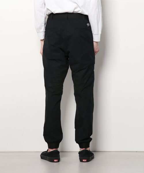 「BEAMS GOLF」 パンツ SMALL カーキ メンズの画像