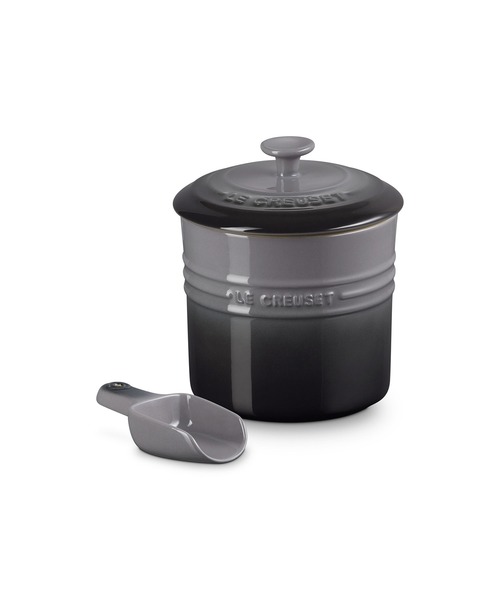 LE CREUSET ペットフードコンテナー　スクープ付き、ペットボール Le Creuset（ル・クルーゼ） ペットフード・コンテナー（スクープ付き