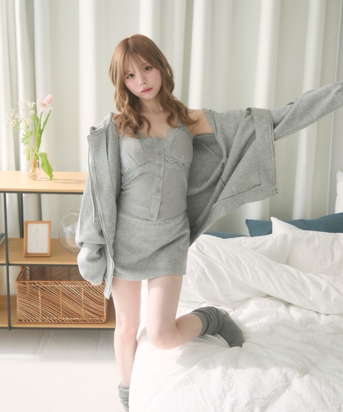 TITTY＆CO. セットアップ レースキャミ付きスウェット