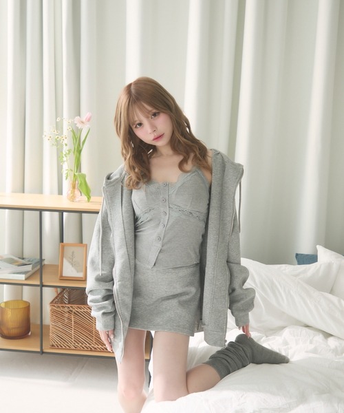 誕生日プレゼント TITTY＆CO. セットアップ レースキャミ付きスウェット ルームウェア・パジャマ