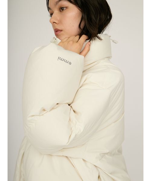 emmi ダウンコート ダウンジャケット クロップドフォルムダウンコート