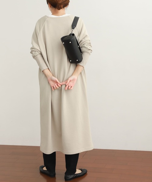 ★美品◆アーバンリサーチドアーズ◆ Vネックスウェットワンピース URBAN RESEARCH DOORS ワンピース Vネックスウェットワンピース