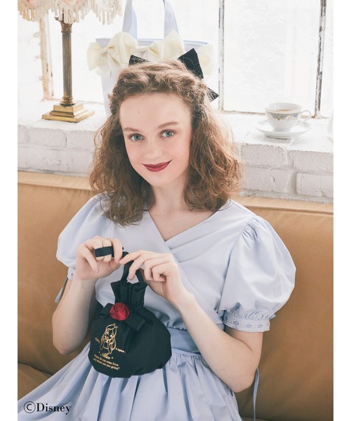 メゾンドフルール　不思議の国のアリス　巾着　ポーチ　ブラック　Disney Maison de FLEUR ポーチ Alice/巾着ポーチ レディース
