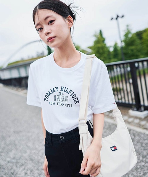 TOMMY HILFIGER（トミー・ヒルフィガー） tシャツ 「オンライン限定