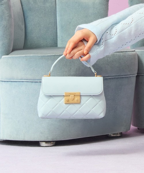 CHARLES ＆ KEITH ハンドバッグ Alva アルヴァ キルトチェーン